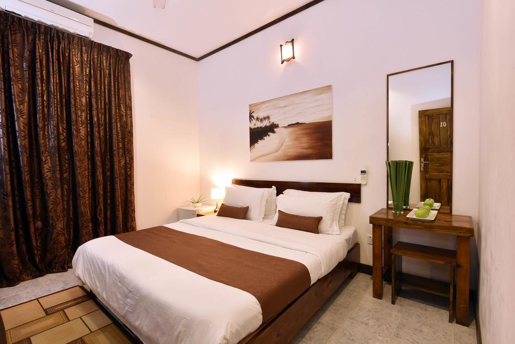 Isle Beach Inn Maldives Exterior photo