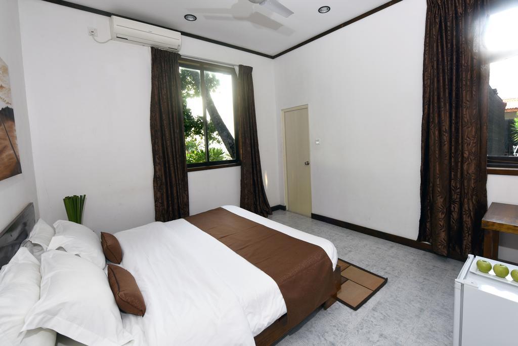 Isle Beach Inn Maldives Exterior photo