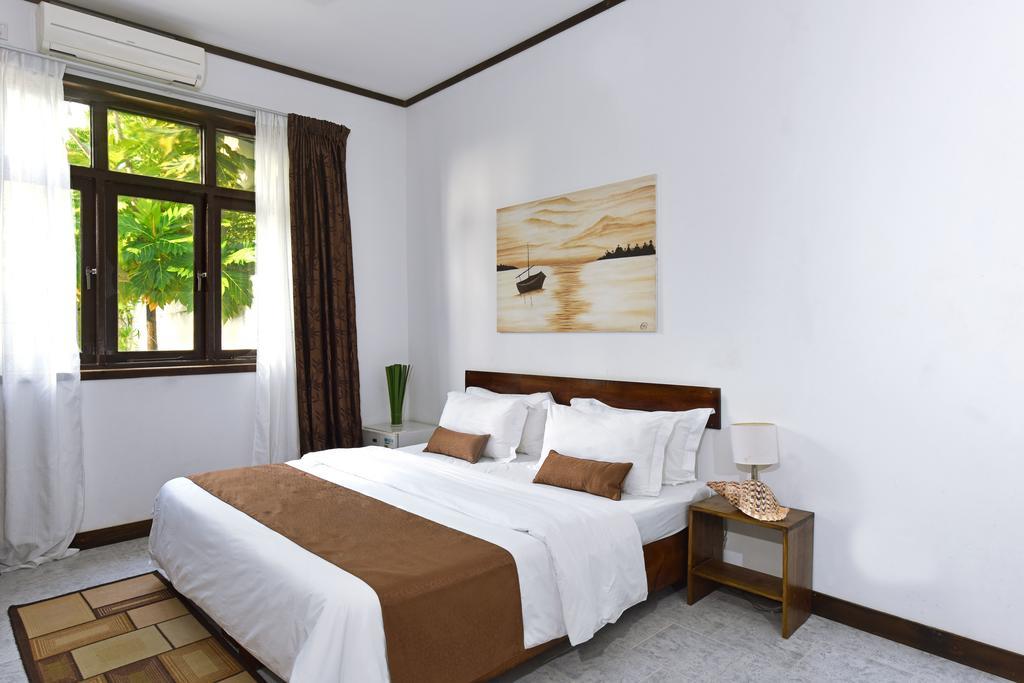 Isle Beach Inn Maldives Exterior photo