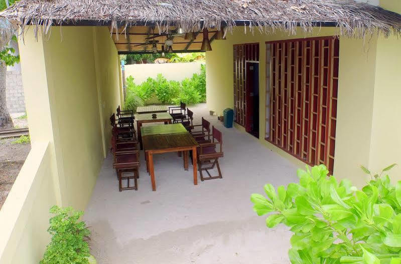 Isle Beach Inn Maldives Exterior photo